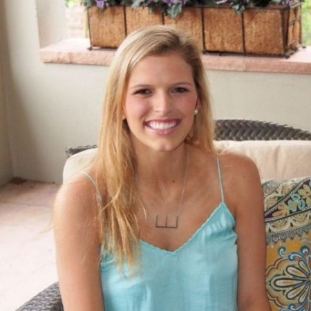 Ellen Heidingsfelder studied Law from University of Virginia and Loyola University’s Law School.